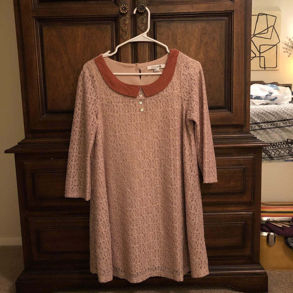 Vintage-Style Lace Mini Dress